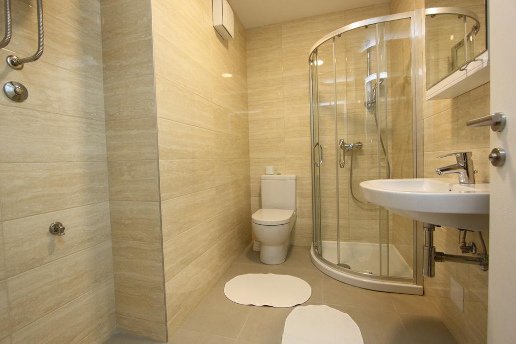 New Belgrade Apartments Magnetic, Parking 5 Evra Dan Exterior photo